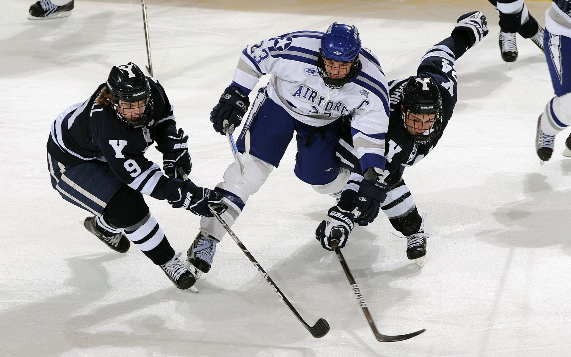 爱游戏中国官方网站平台-公牛队士气提升,期待打入季后赛,公牛队的比赛